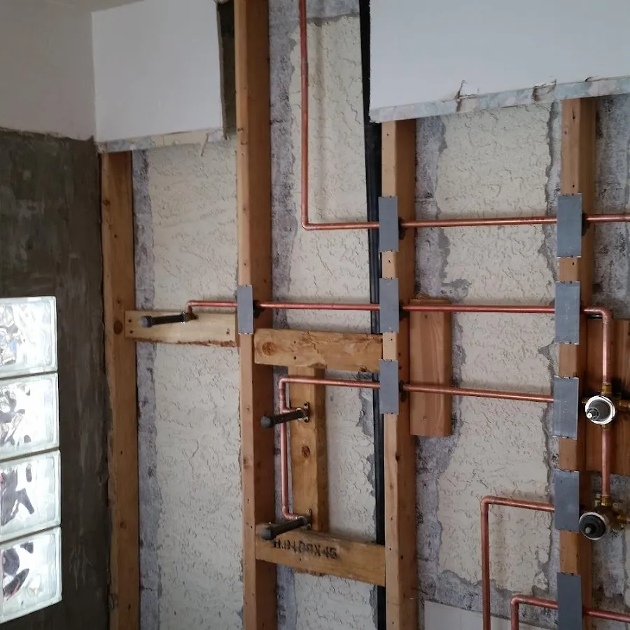 Copper pipe installation for Emergency Plumber in Bowling Green